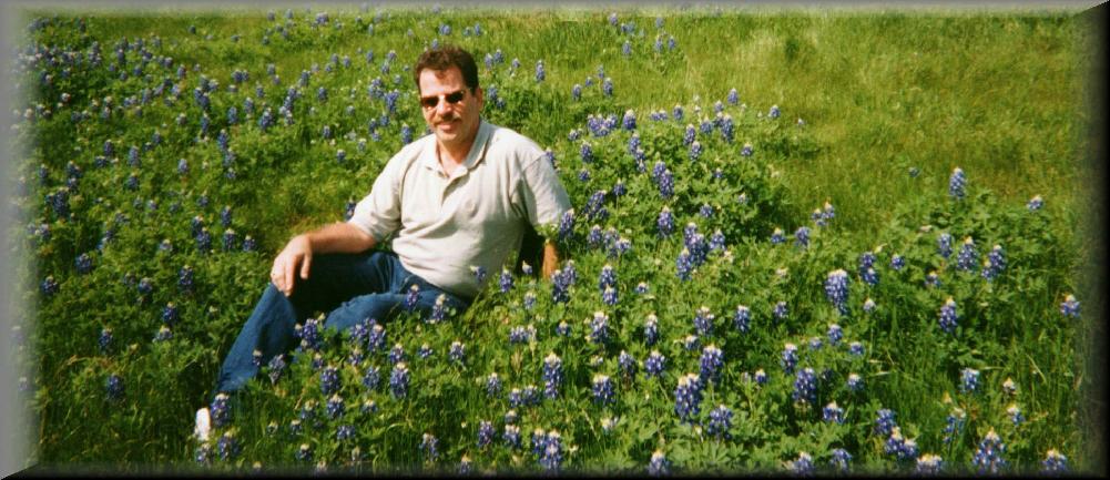 Steve_in_bluebonnets