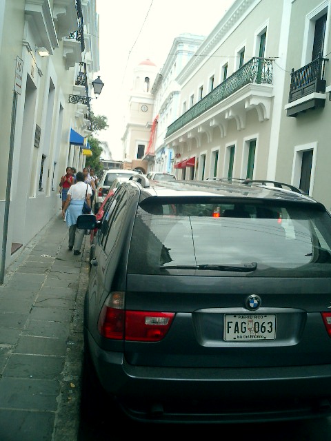 Interesting license plate in Puerto Rico. Click to display the image.