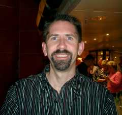 Rex doing the same thing. Click to display the image.